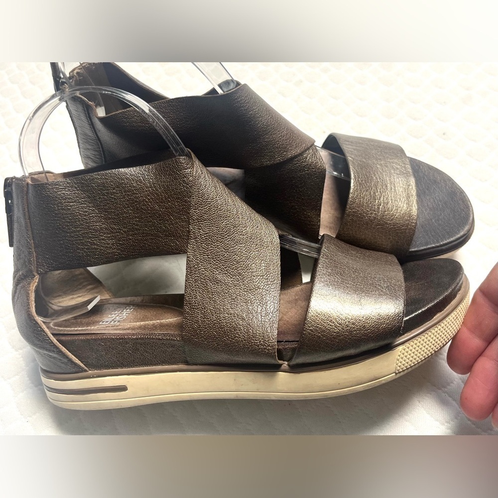 Eileen Fisher Sport Criss Cross Banded Leather Platform Sandals Metallic 
Sz 7